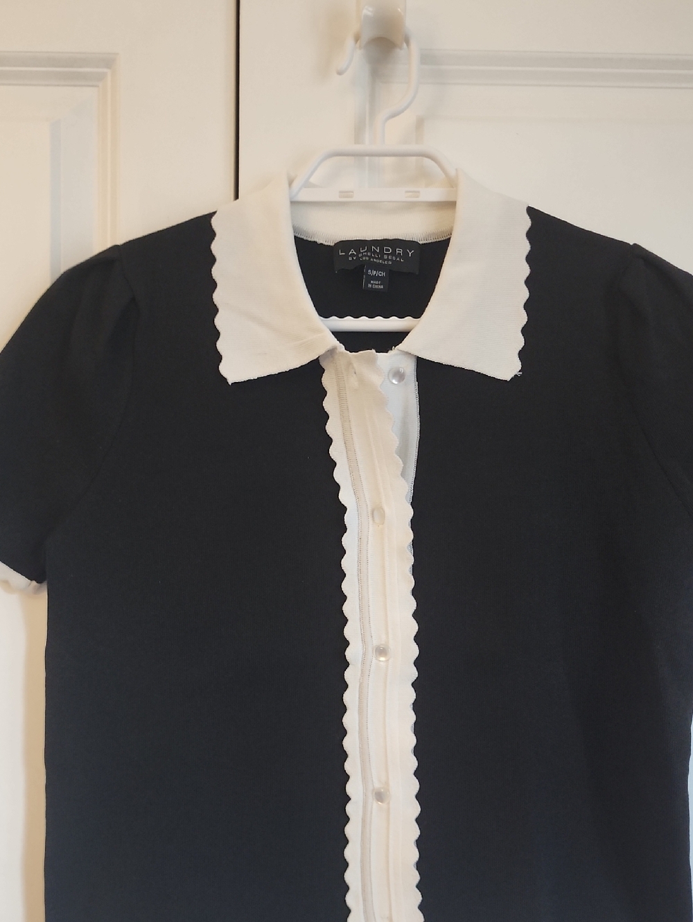 Laundry By Shelli Segal Black Top with White Scallop Trim and Pearl Buttons